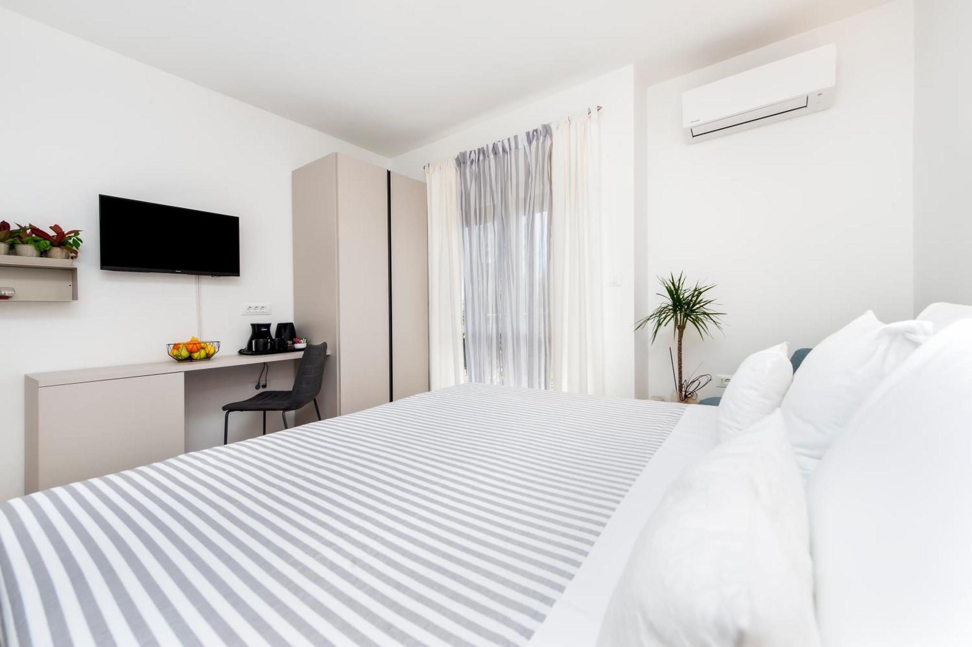 Apartment Casa Banko Ровин Екстериор снимка